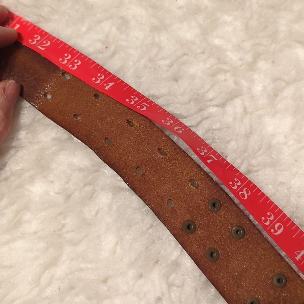Men's vintage cowhide double prong belt.‎ - Picture 5 of 6